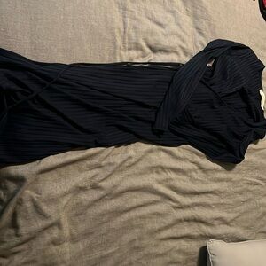 Astr the label size medium midi navy wrap dress